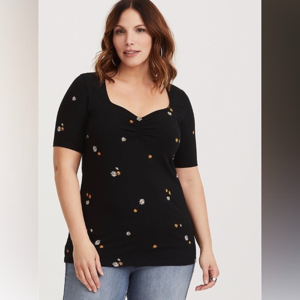 Torrid 4K Blossom Tee